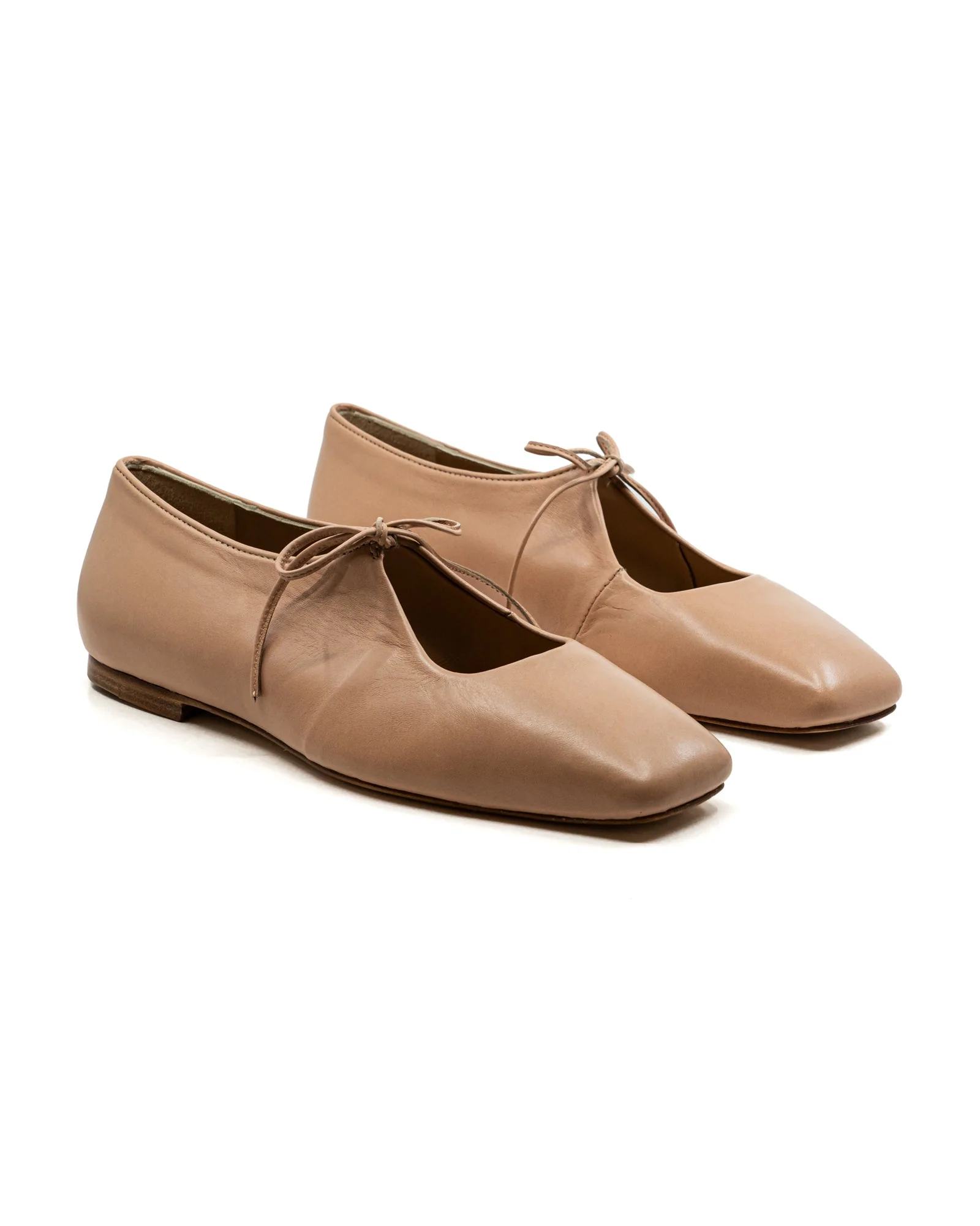 Amelia Blush - Image 5