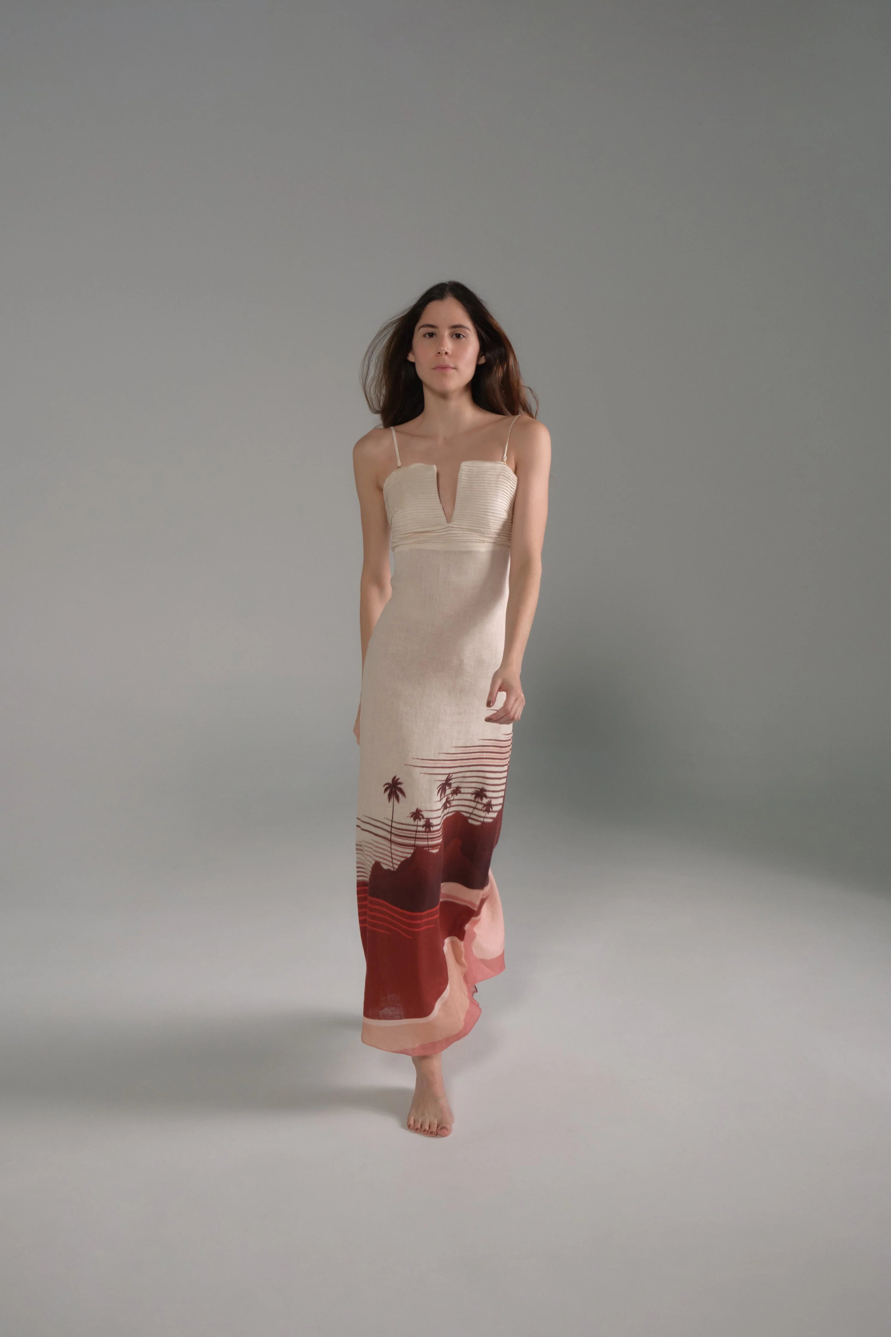 Antigüa Linen Midi Dress / Red Tropical Landscape - Image 2