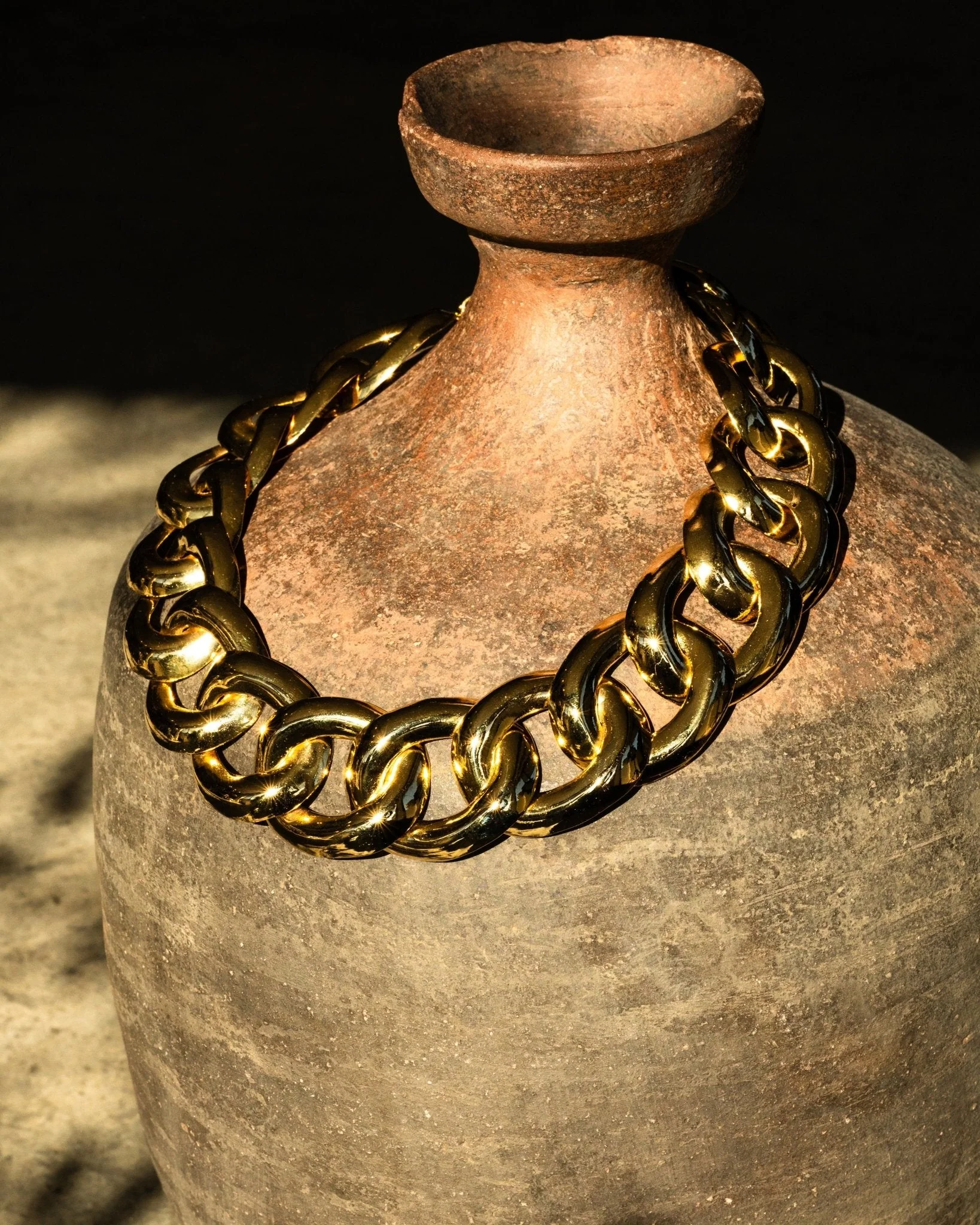 Big Link Necklace Gold - Image 3