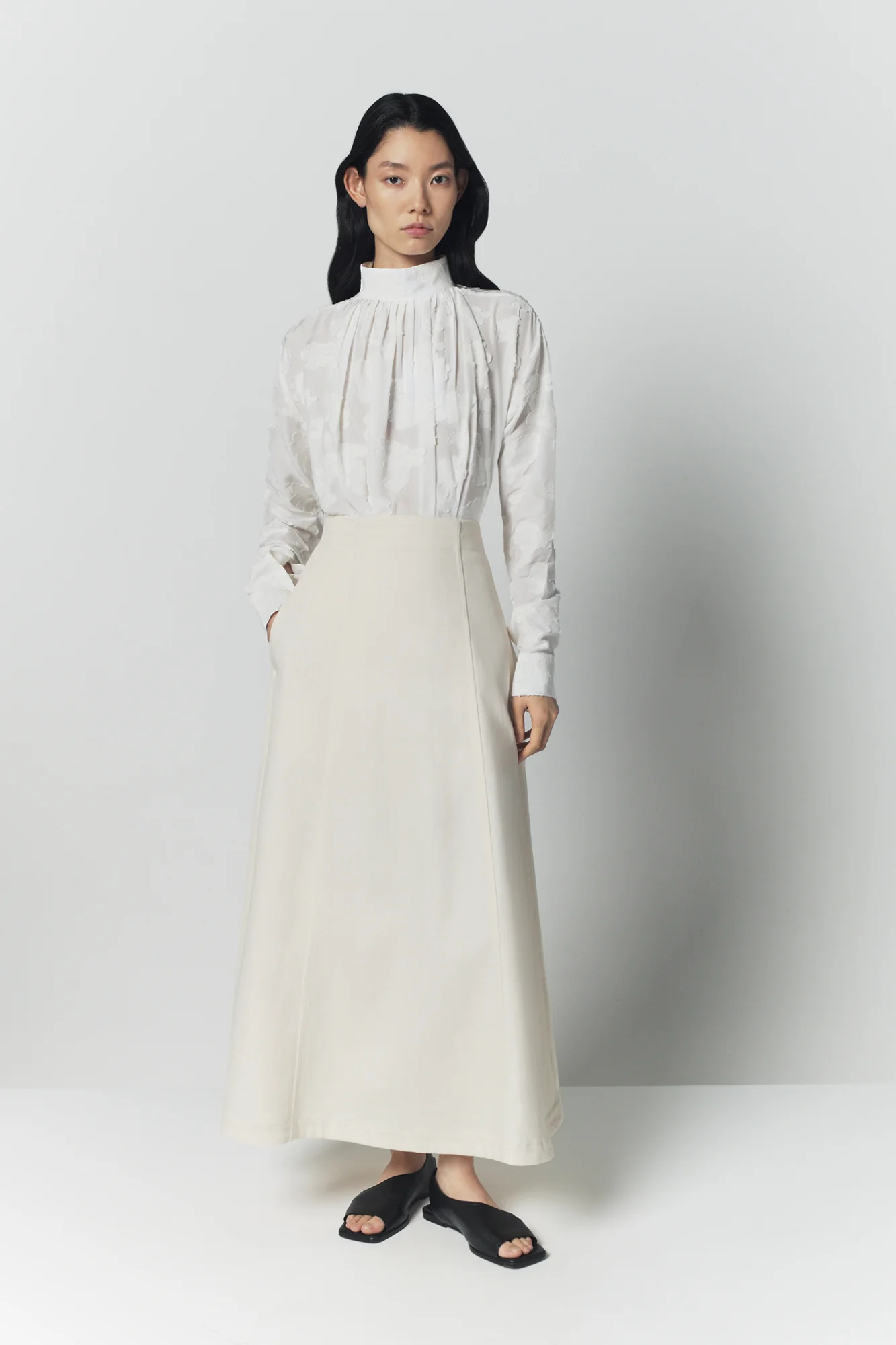 Ecru Denim Midi Skirt With Pockets - Image 3