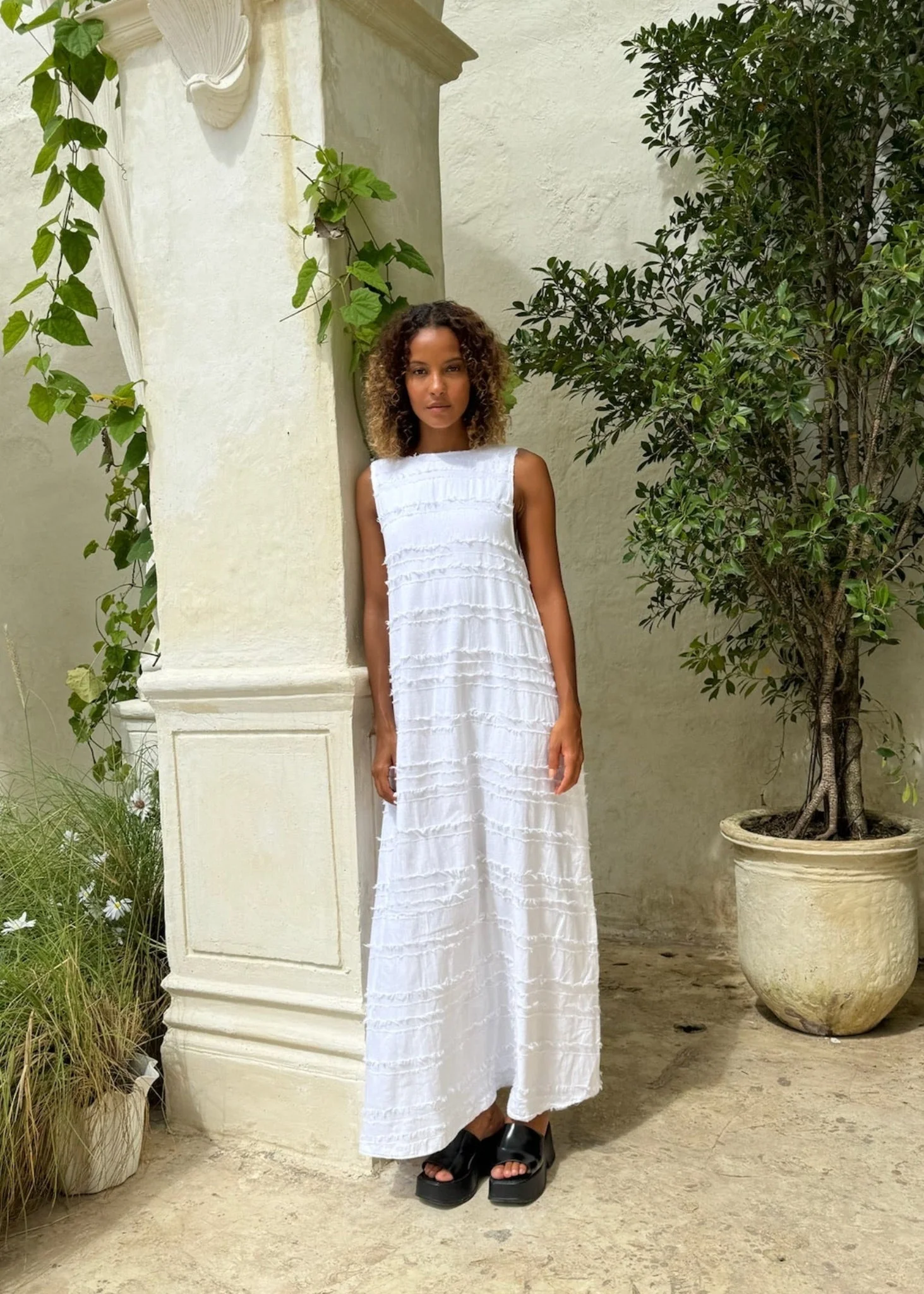GILI DRESS - Image 4