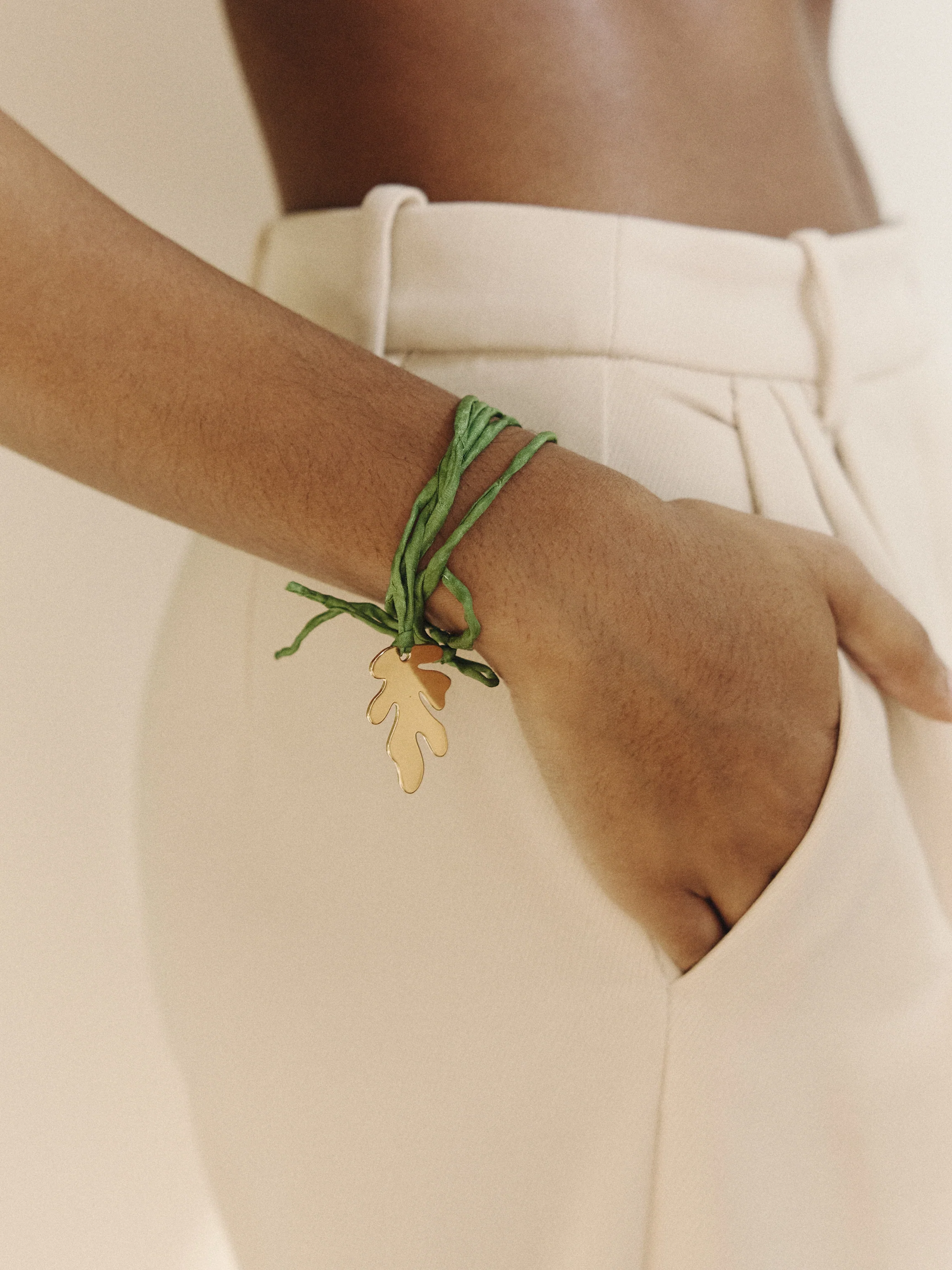 Leaf on a String Pendant - Image 9