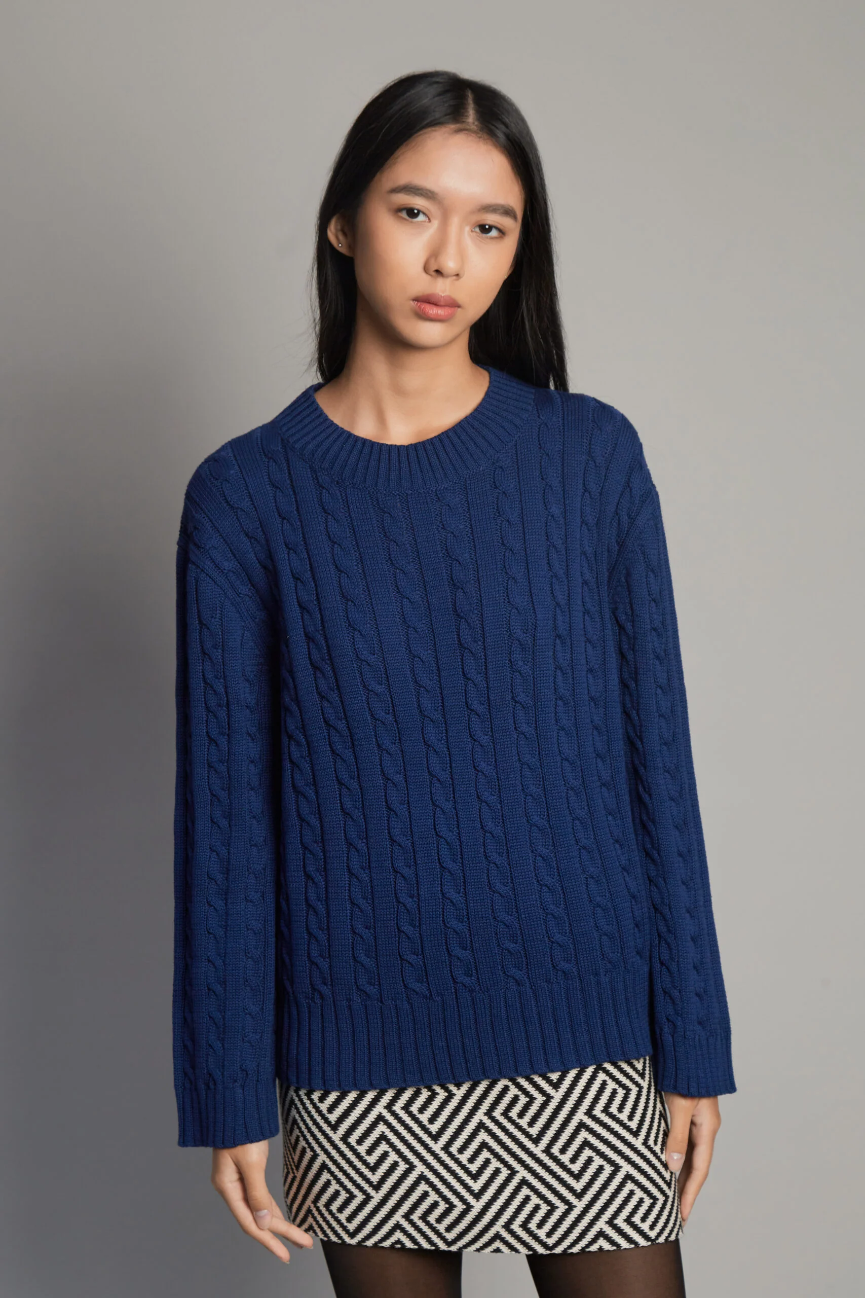 Peldaño Blue Sweater