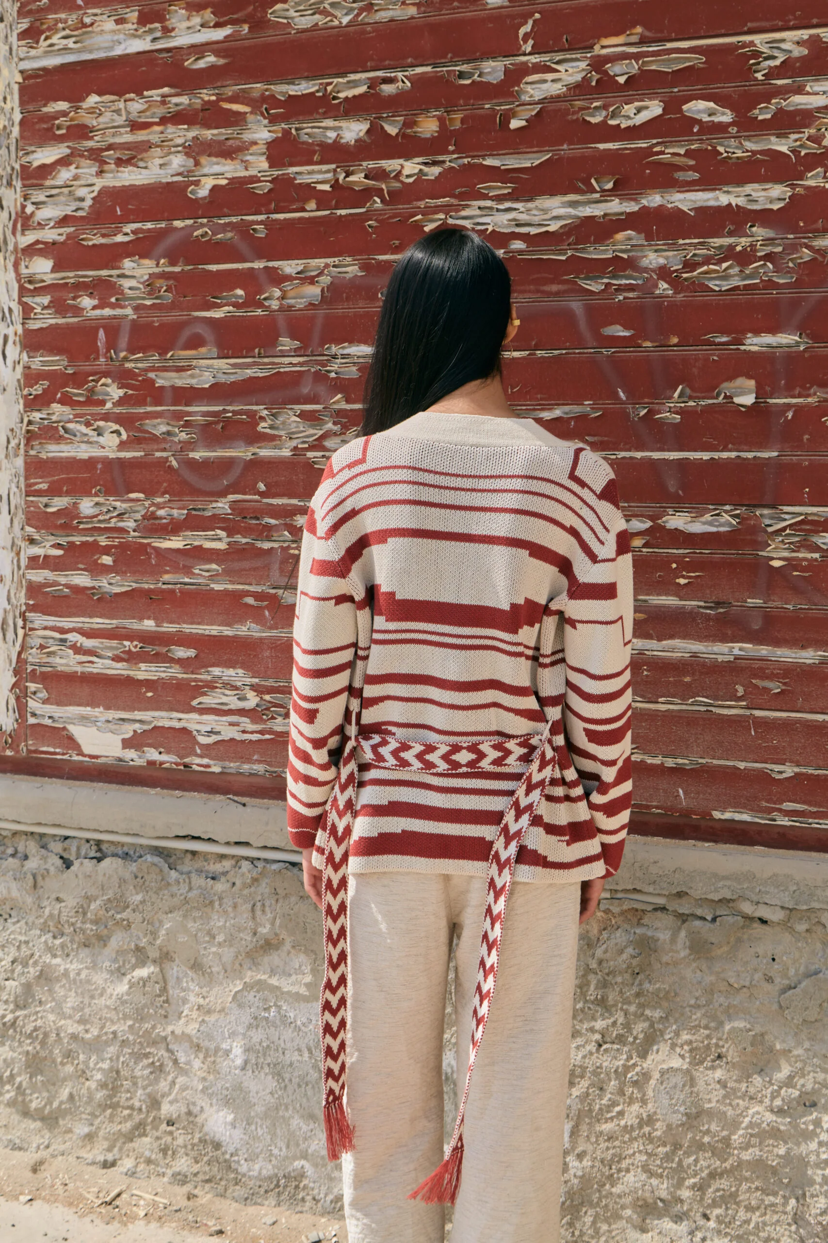 Thierra Sur Red Cardigan - Image 11