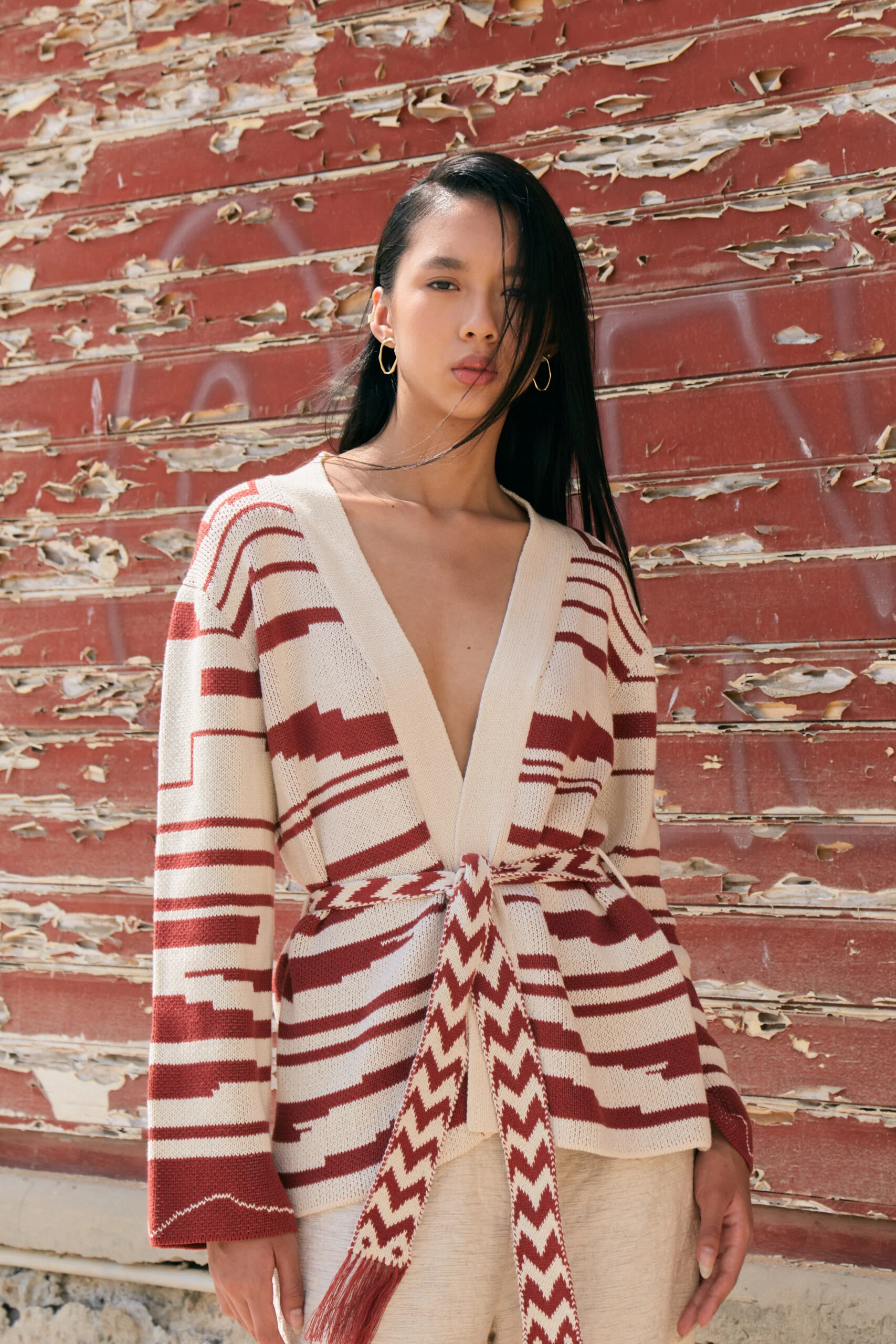 Thierra Sur Red Cardigan - Image 5