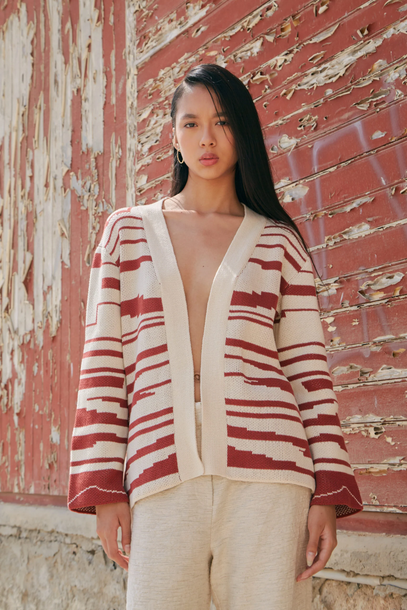 Thierra Sur Red Cardigan - Image 9